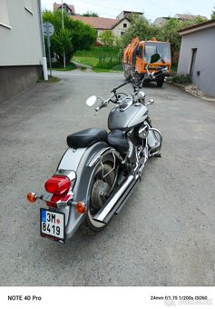 Suzuki Intruder 800 - 9