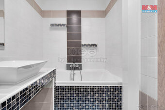 Pronájem bytu 2+kk, 52 m², Pardubice, ul. Benešovo náměstí - 9