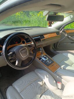 Audi A8 D3 - 9