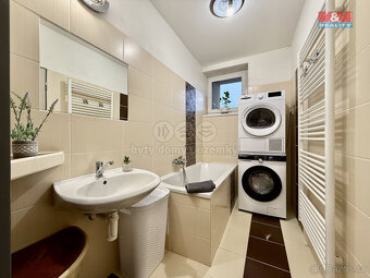 Prodej bytu 3+1, 74 m², Přítluky, ul. Družstevní - 9