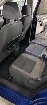 Volkswagen Touran Cross 2.0 TDI 103kw - 9