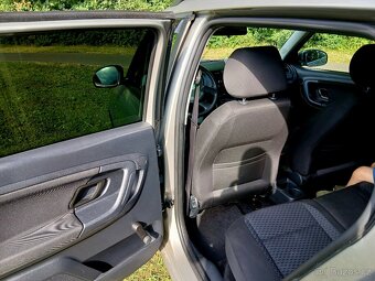 Škoda Fabia 2 facelift 1.2 Tsi Elegance - 9