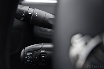 Peugeot 2008 1.2, KLIMATIZACE, TEMPOMAT - 9