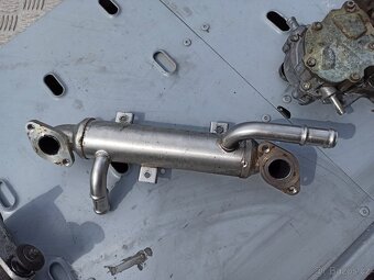 VW SHARAN - DÍLY MOTORU 1,9 TDi 96KW ASZ - 9