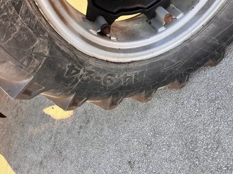 Zetor 9540 s celním nakladačem - 9