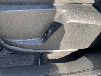 Ford S-MAX 2.0 TDCi , 103 kW nafta, 2009 - 9