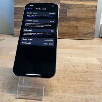 iPhone 15 Pro 256GB, bílý, 100% baterie (rok záruka) - 9