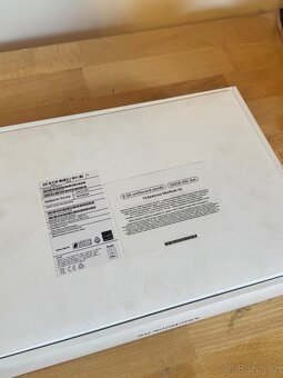 MacBook Air m2 2022 168 cyklů - 9