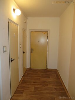 Pronájem bytu o dispozici 1+1 na ulici Nádražní, Šternberk. - 9