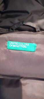 Zánovní chlapecká prošívaná vesta zn.Benetton  vel .120 - 9