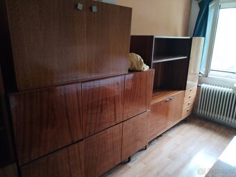Skříně šatní retro leštěné, různé - 9