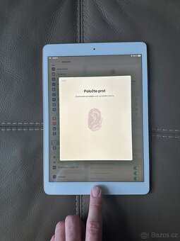 iPad 10,2” 32Gb wifi 2020 8 gen. Gold - 9