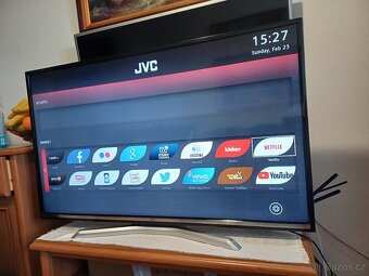 48" Smart TV JVC LT 48VF52-úhlopříčka 122cm,Wi-Fi, DVB-T2 - 9