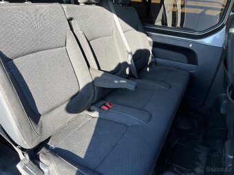 Opel vivaro - 9