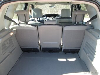 Renault Megane Scenic II 1.6i - 9
