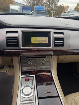 Jaguar XF 3,0d 155kW, VYMĚNÍM - 9