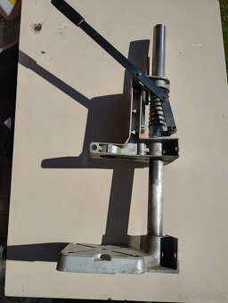 Stojan na vrtačku SU43 - 9