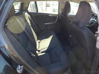 Volvo V60 1,6 D DIGI AC NAVI SERVIS 1.M - 9