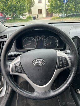 Prodám Hyundai i30, rok 2010 - 9