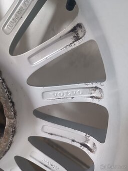 Originál R16 alu na Volvo V40 a S40 - 9