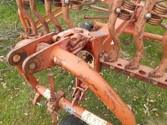 Shrnovač sena Kuhn GA 3501GM - 9