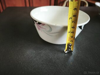 Staré porcelánové misky. - 9