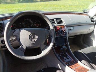 Mercedes-Benz CLK W208 - 9