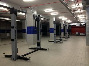 Dvousloupový zvedák 3 .500- 7.500.kg-ZÁRUKA - 9