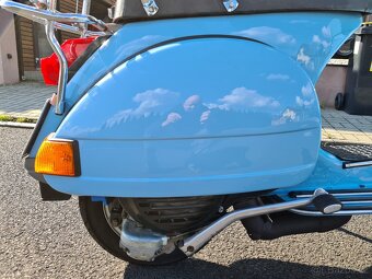 Piaggio Vespa  P200E - 9