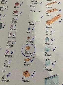 LEGO® Friends 41313 Letní bazén v městečku Heartlake - 9