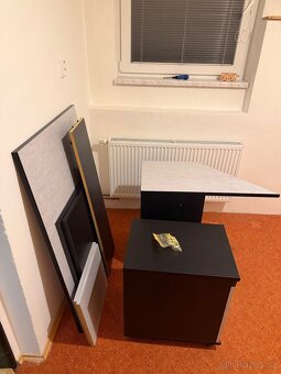 Kancelářský stůl - 9