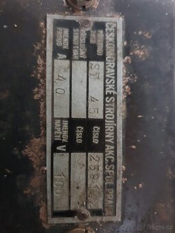 Historický kroužkový motor. - 9