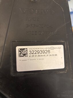 Světlomety Volvo XC 90 - 9