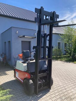 Vysokozdvižný vozík DESTA MV 15 - LPG - 9