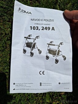 Chodítko pro seniory - 9