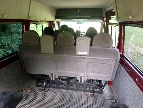 Ford Transit 330L 2.4 TDDi 88kw 8-9 místný - 9