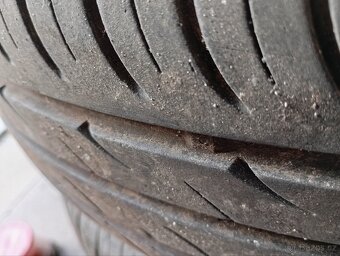 Pneu Citroen 185/65-15 Dot 27 - 9