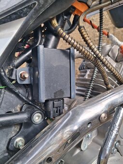 Stomp SS120R s motorem lifan 125 - 9