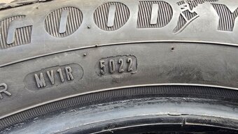 Celoroční pneumatiky 215/55/17 Good Year - 9