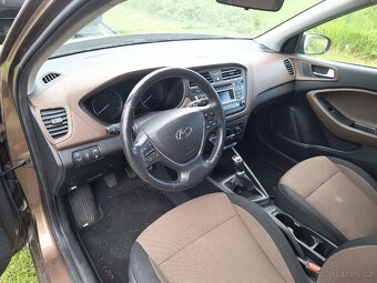 Hyundai i20 1,2i blue - 9