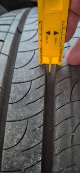 215/60 r17C - 9
