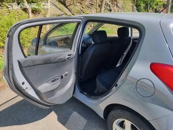 Hyundai i20 1.2i 62kW,1.Majitel,ČR,Klima,Výhřev sedaček,Serv - 9