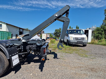 Iveco Daily 50C18 • nový hákový nosič • 180k • do 3,5t - 9
