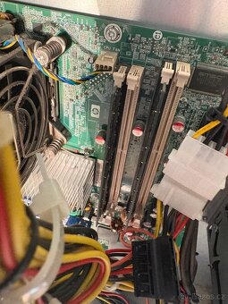 HP Workstation - 9