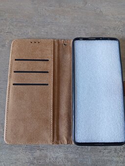 knížkové pouzdro 2x - 9