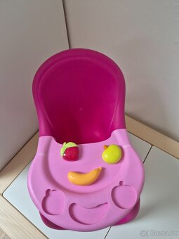 Postylka pro panenky, jídelní židlička,  přebalovací pult - 9