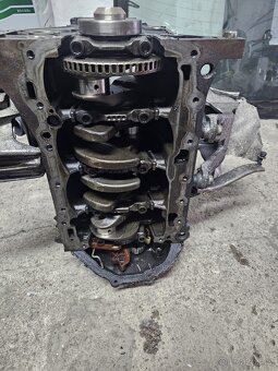 Audi A4/A5 B8 - různé díly - 9