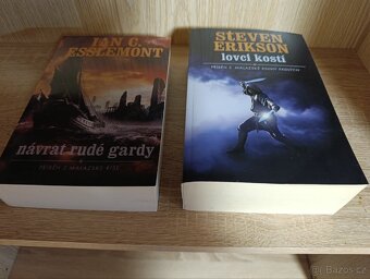 Malazská kniha padlých - série - 9