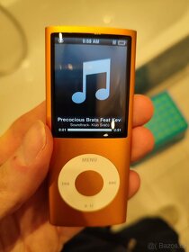 Apple iPod nano (8GB) 4. generace oranžová - 9