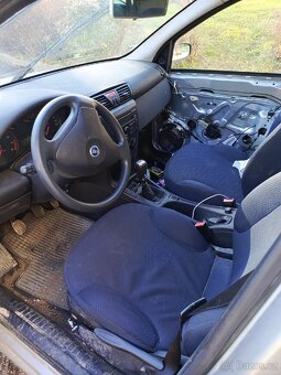 Fiat Stilo kombi - 9